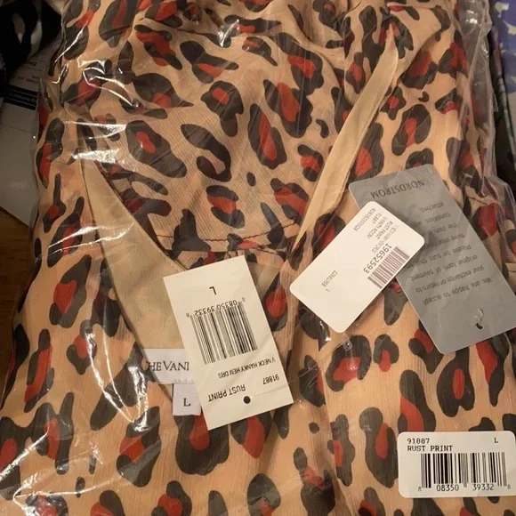 The Vanity Room for Nordstrom leopard dress - Picture 4 of 4